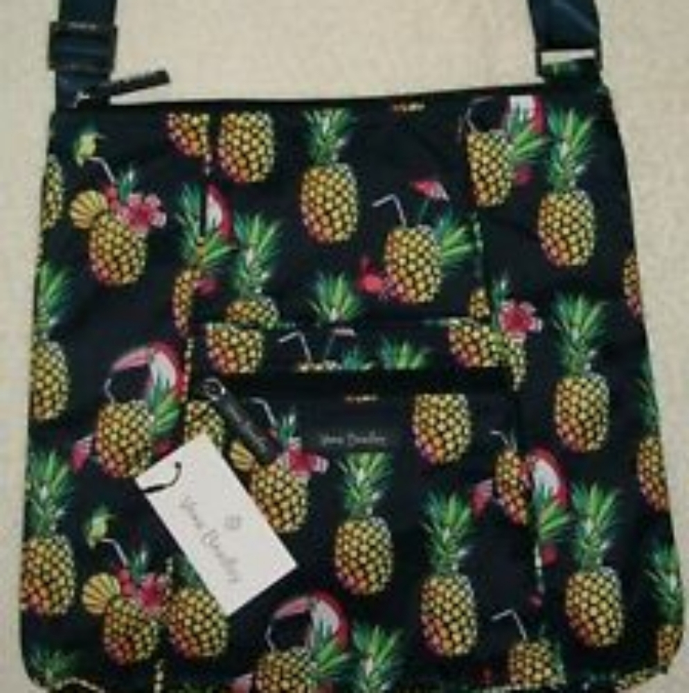 Vera Bradley Trio Zip Hipster